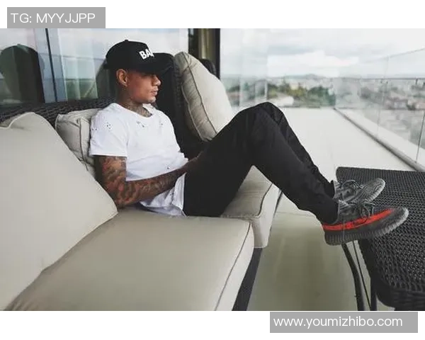 足球明星的运动穿搭风格解析与时尚潮流的完美结合